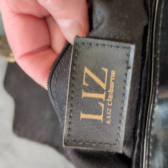 Vintage Patent Leather Handbag - Picture 3 of 5